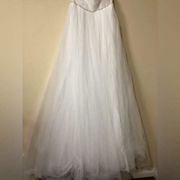 David’s Bridal Dress size 4 - Picture 3 of 11